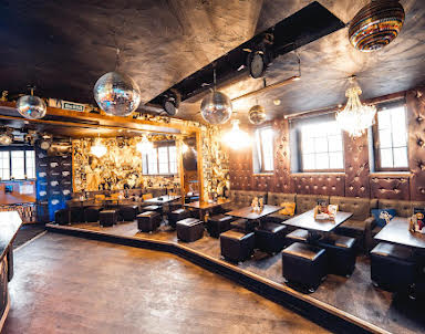  ресторан Руки ВВерх! Бар на Грибоедова