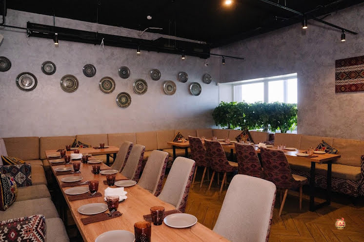 Банкетный зал в «Чайхана64 на Батавина» фотография №1