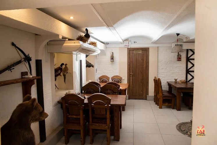 Общий зал в «Дичь» фотография №6