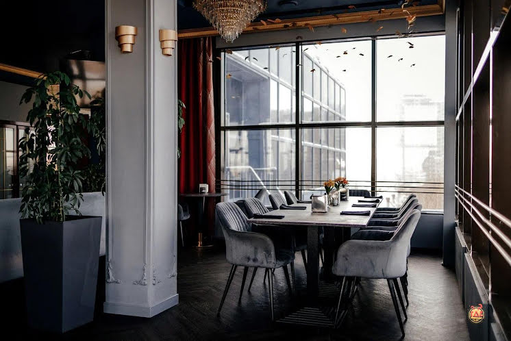 Центральный зал в «7  небо» фотография №1