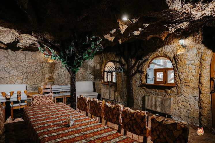 Зал «Пещера» в «21 век» фотография №15