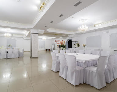  ресторан Империя Плаза