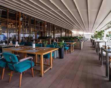  ресторан GRAND Урюк на Ленинградском