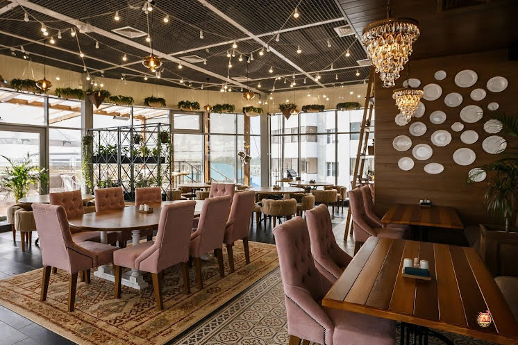 Основной зал в «Макароны» фотография №18