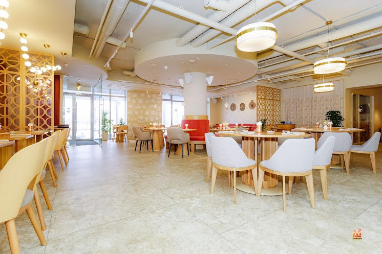 Основной зал в «Tatar by Tubatay на Мусина» фотография №14