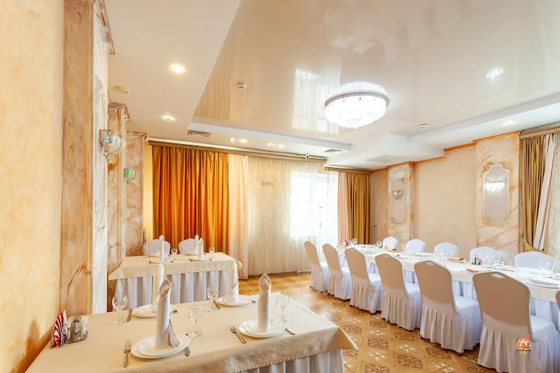 Золотой дворик фотография №5