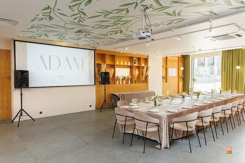 ADAM фотография №1