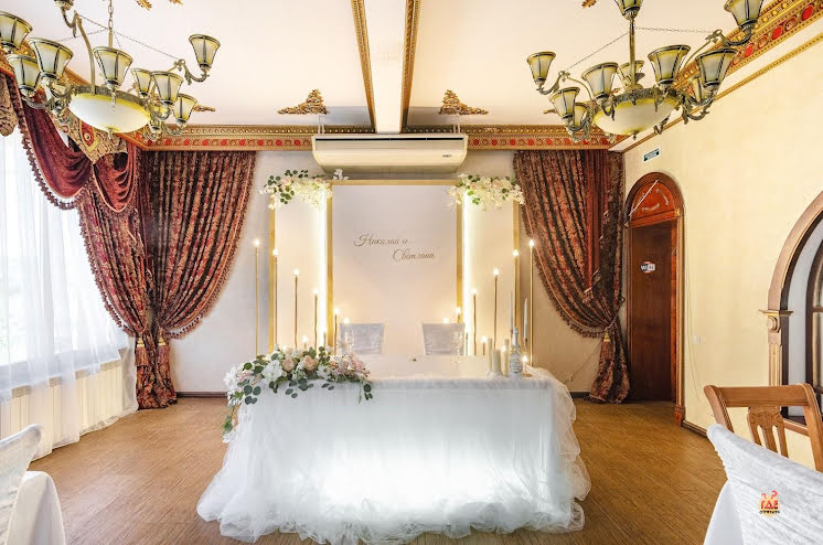 Большой банкетный зал в «Старая усадьба» фотография №15