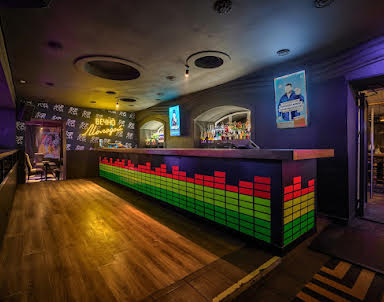  ресторан Руки Вверх!