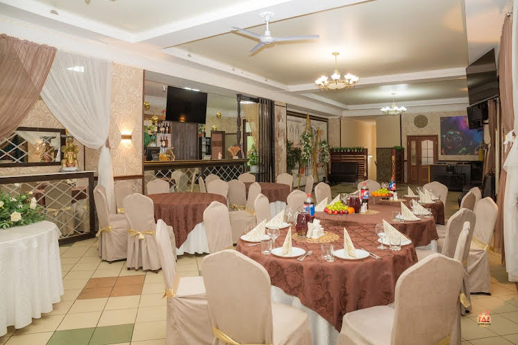 Большой банкетный зал в «Наши Люди» фотография №9