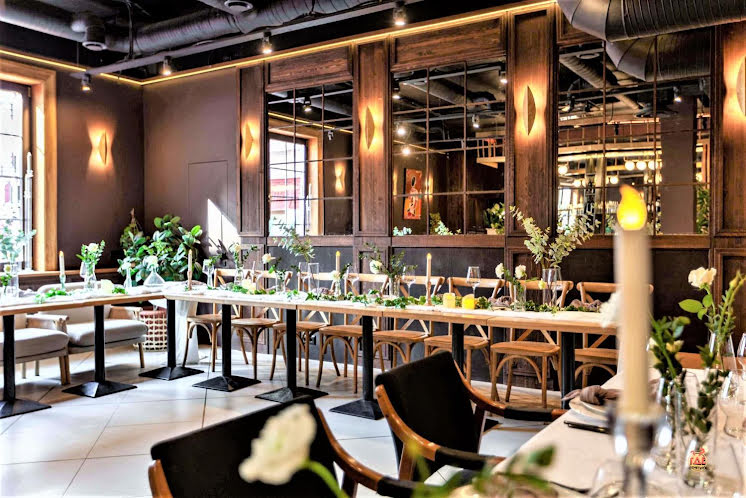 Зал ресторана  в «Perfect Pitch» фотография №8