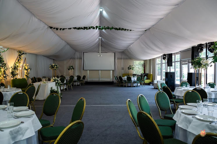 Зал "Лесной шатёр" в «Дубровский» фотография №17