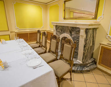 Выпускной в «Валенок» на Никитской