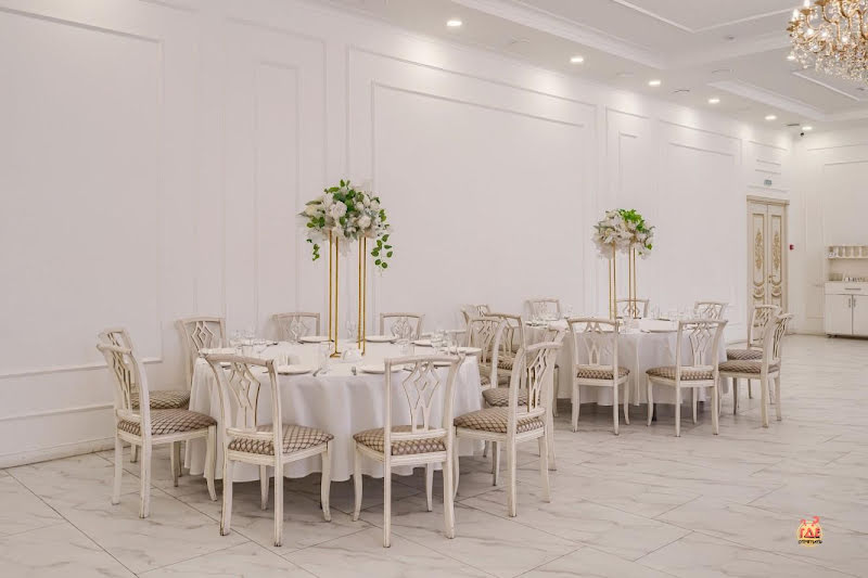 White Hall фотография №6