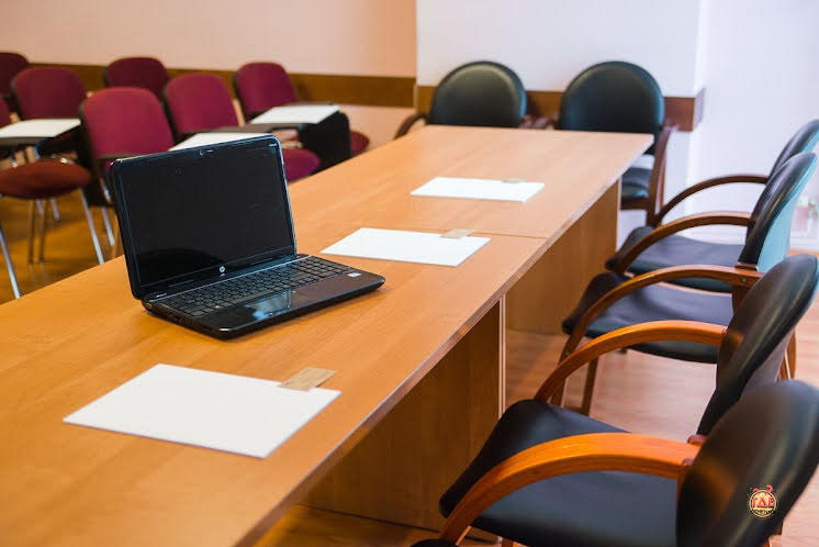 Конференц-зал на 40 человек в «Притомье» фотография №3