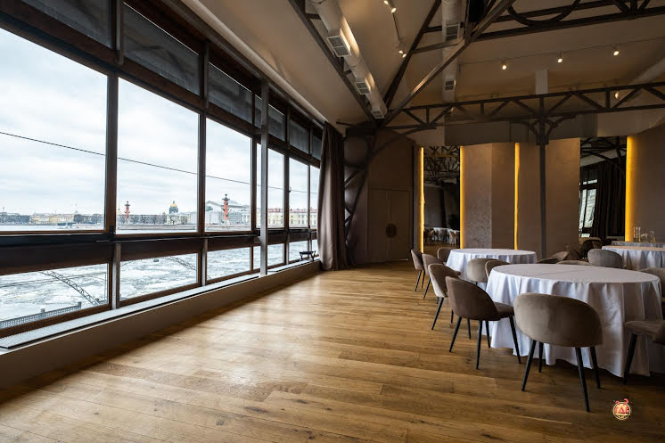 Банкетный зал  в «Ресторан-корабль "Магадан"» фотография №5