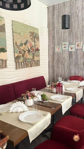 Основной зал в «Соседи» фотография №6