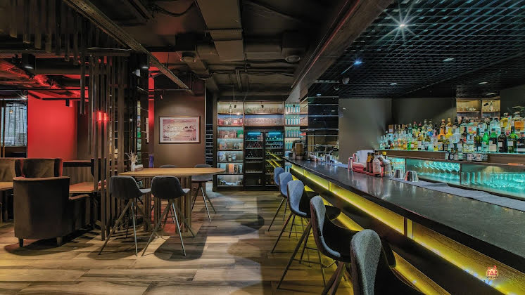 Зал ресторана  в «BAR&JOY» фотография №5