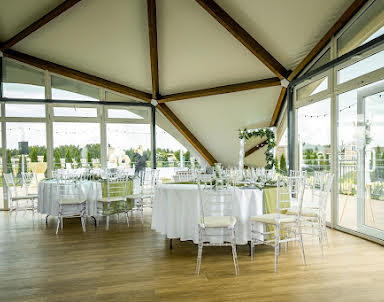  ресторан Horseka Resort