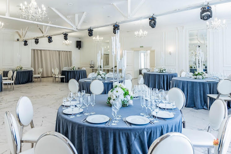 Зал «Лев Толстой» в «Еда и Миръ» фотография №2