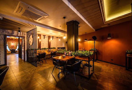 Зал на 30 человек в Зал на 12 человек