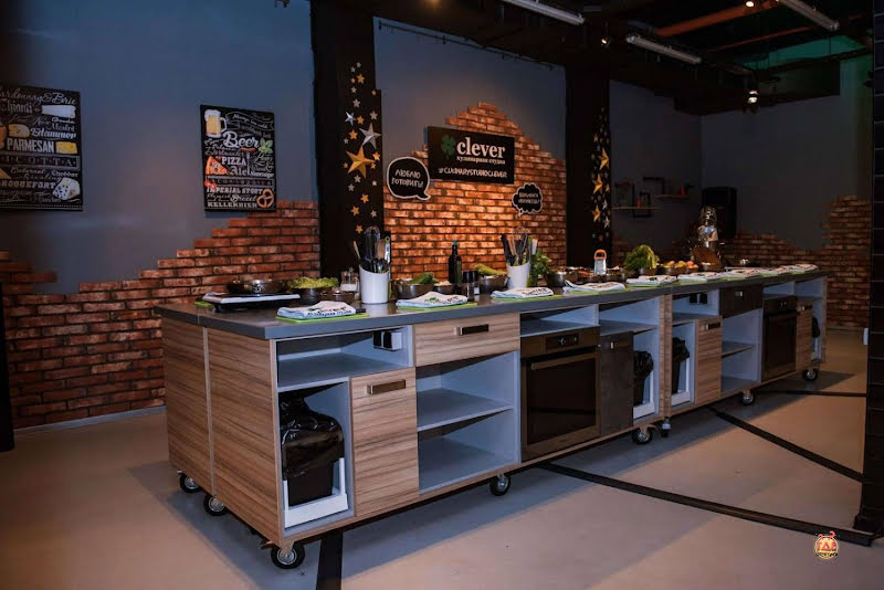 Clever фотография №16