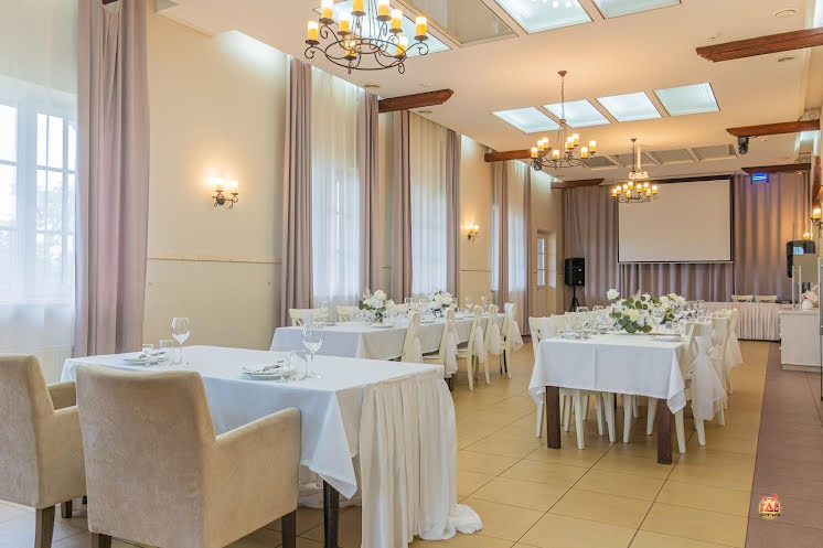 Белый зал  в «Шале» фотография №4