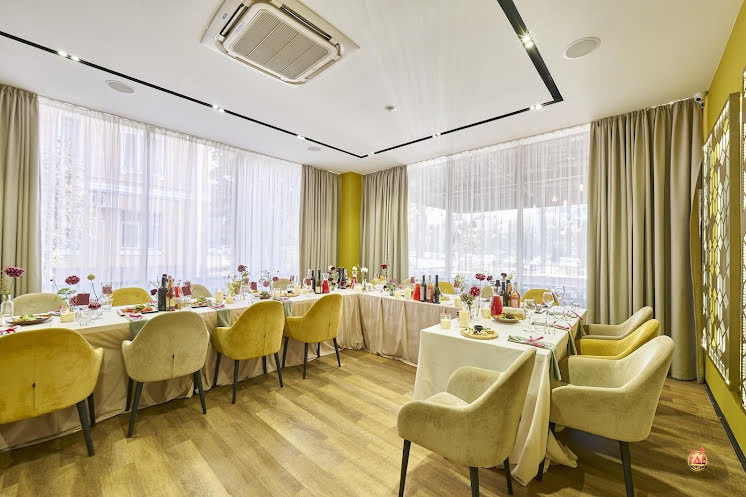 Большой зал в «Lemongrass» фотография №6