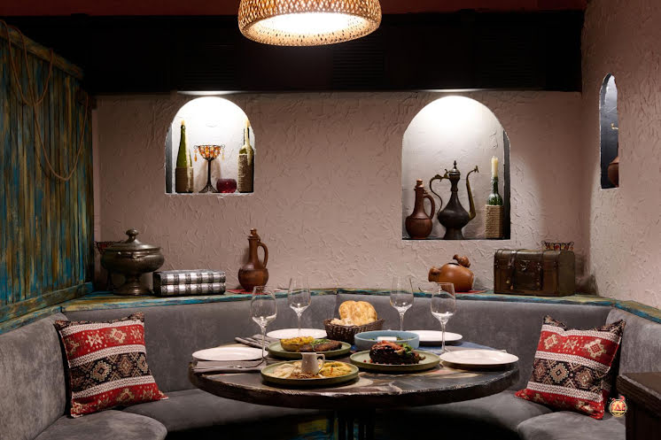 Зал «Балкон» в «Барев» фотография №1