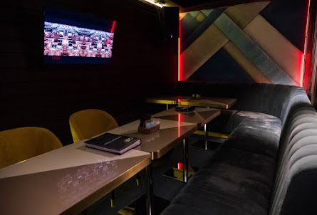 Комната «Микрофон» в Комната «Саксофон»