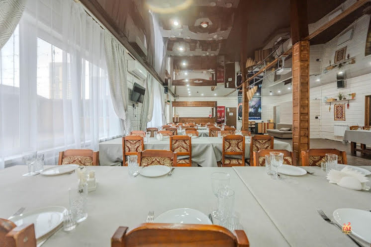 Банкетный зал в «Генацвале на Краснопольском» фотография №7