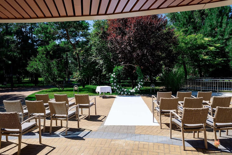 Бежевый зал  в «Ёлочка» фотография №10