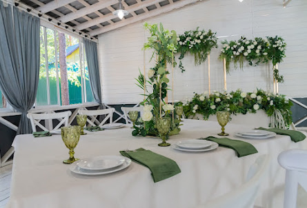 Банкетный зал «Барн» в Банкетный зал «Скандинавия»