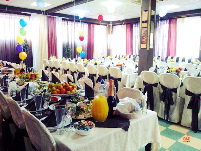 Основной зал в «Элена» фотография №6