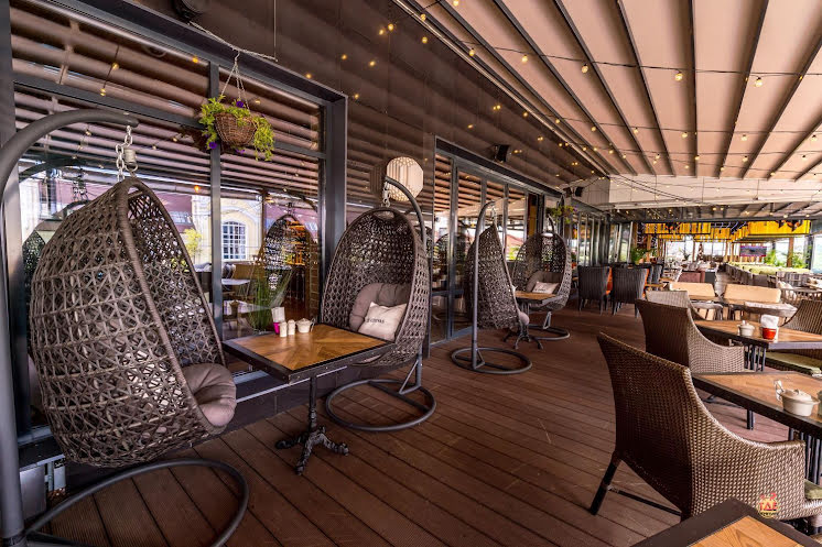 Летняя терраса  в «VASILCHUKÍ Chaihona №1» фотография №4