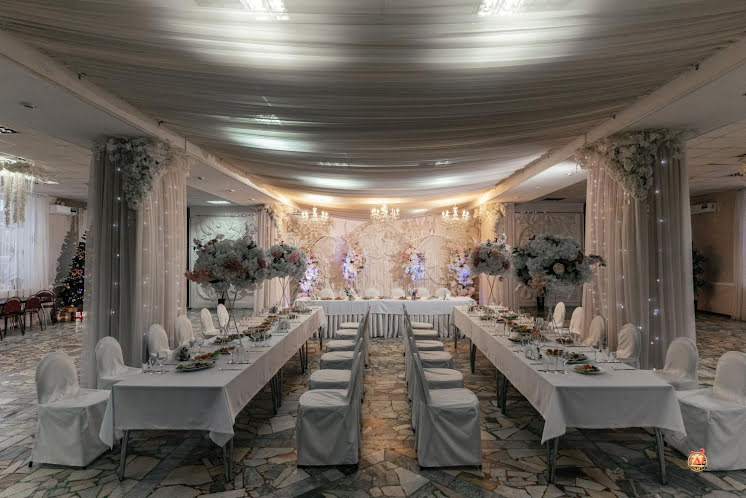Большой банкетный зал в «Виктория» фотография №18