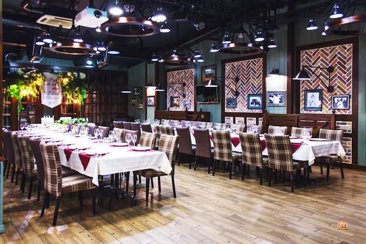 Основной зал в «Gold of Packard» фотография №1