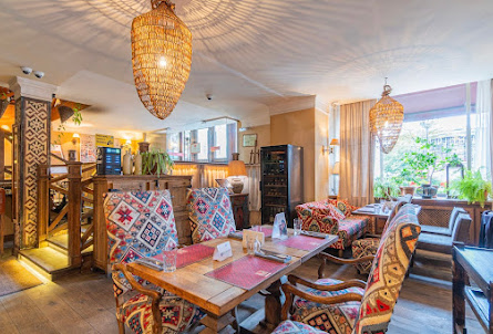 Основной зал первого этажа в Зал "Грибоедова"