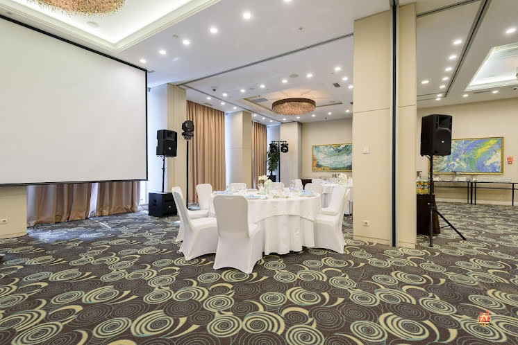 Зал "Сенатор" в «Ramada» фотография №14