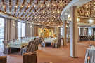 Зал ресторана в «Глобус»