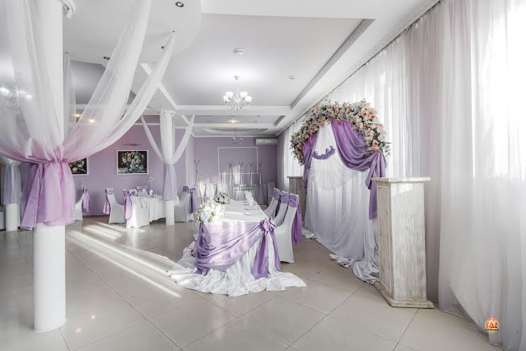 Белый зал в «Лабиринт» фотография №6