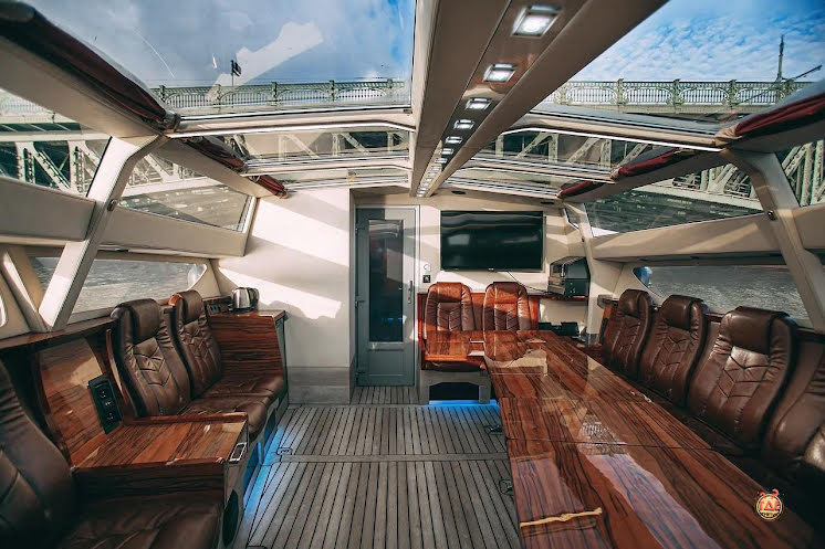 Белуга в «YES BOAT» фотография №4