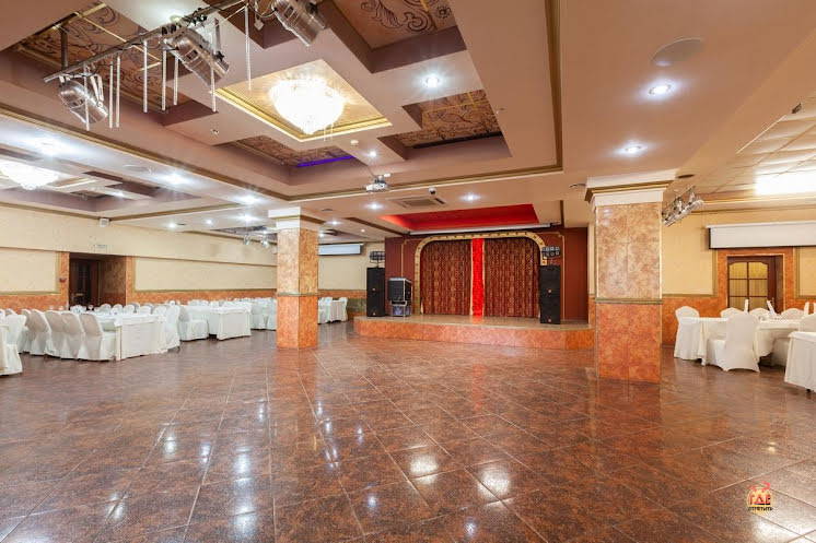 Зал «Трансформер» в «АМАКС Золотое кольцо» фотография №14