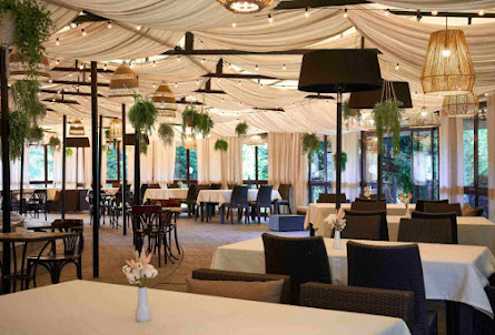 Летняя веранда в Зал «Каминный»