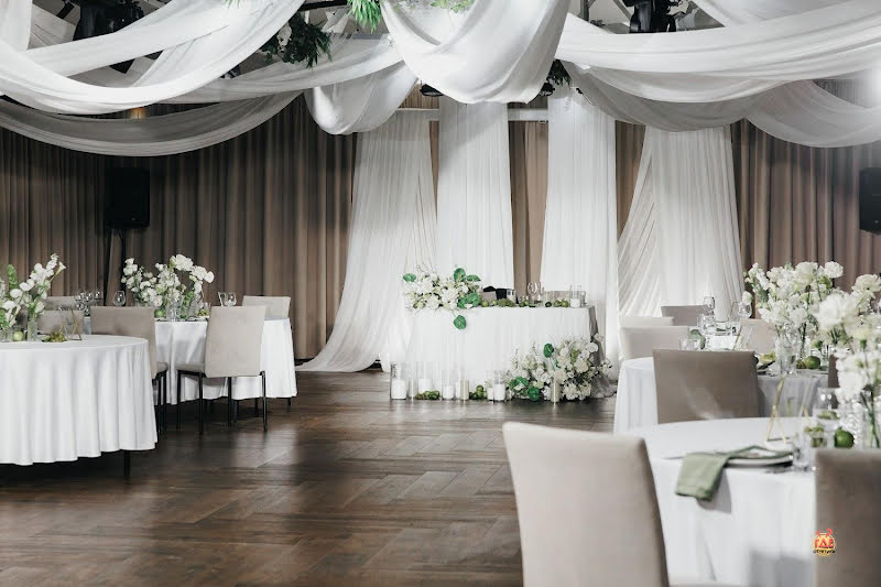 Времена года в Зеленом городе фотография №2