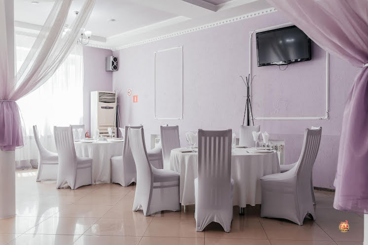 Белый зал в «Лабиринт» фотография №17