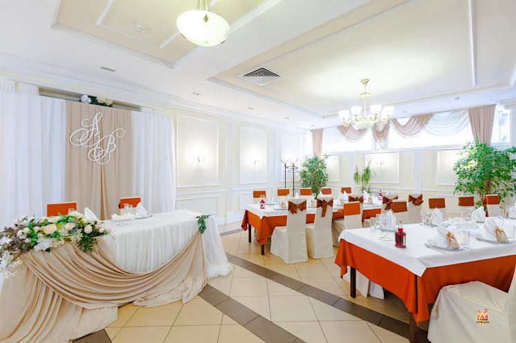 Основной зал в «Зизифора» фотография №4