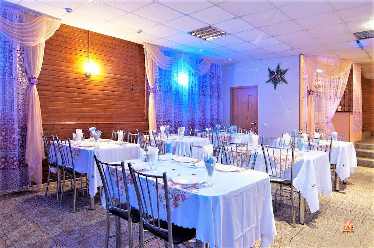 Основной зал в «Канзас» фотография №2