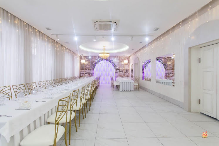 Средний зал в «Астория» фотография №11