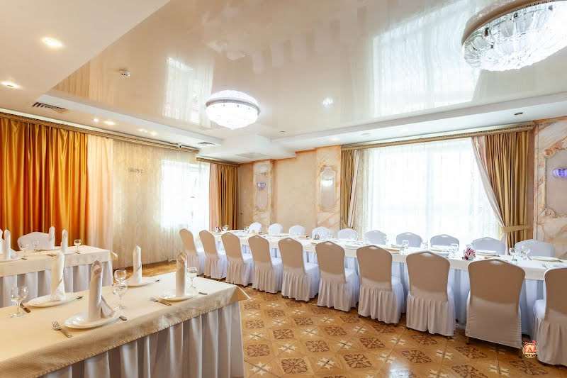 Золотой дворик фотография №8